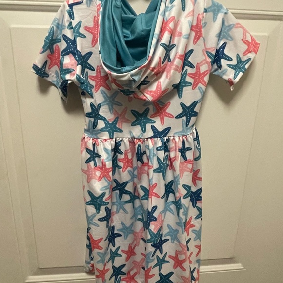 Starfish hooded dress Sz 5/6 - Picture 2 of 4